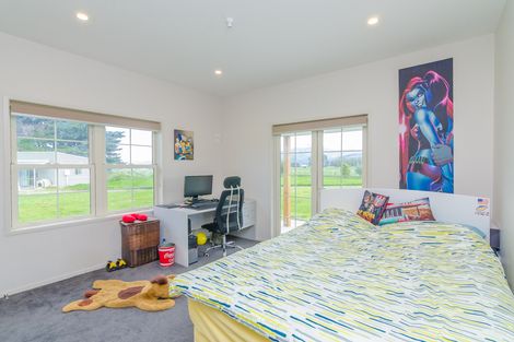 Photo of property in 104c Mannings Road, Carrington, Carterton, 5791