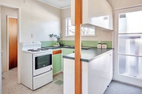 Photo of property in 2/37 Oriana Avenue, Lynfield, Auckland, 1042