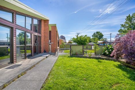 Photo of property in 47 Home Street, Winton, 9720