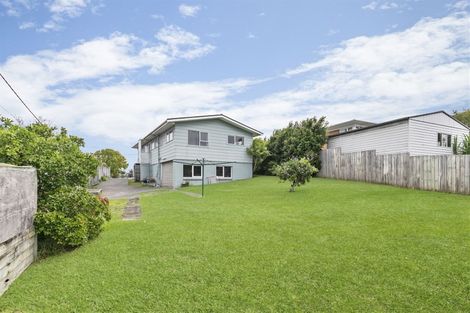 Photo of property in 53 Sunnynook Road, Forrest Hill, Auckland, 0620