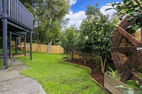 Photo of property in 2/8 Abbeygate Street, Birkdale, Auckland, 0626