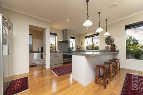 Photo of property in 9 Jelas Drive, Riverhead, 0820