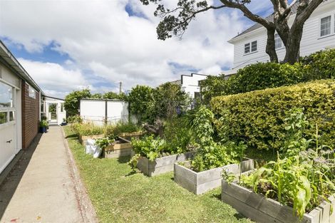 Photo of property in Boxhill Court, 4/27 Box Hill, Khandallah, Wellington, 6035