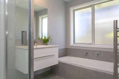 Photo of property in 3 Kamaka Street, Wharewaka, Taupo, 3330