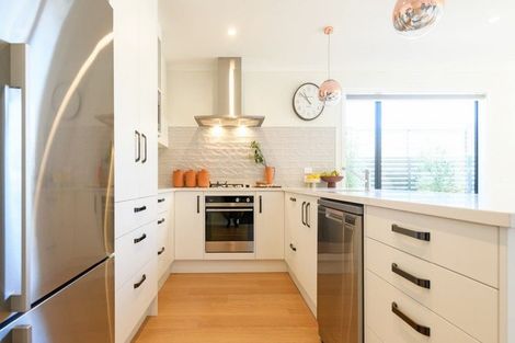 Photo of property in 67 Hokioi Drive, Kenepuru, Porirua, 5022