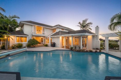 Photo of property in 38 Anaheim Boulevard, Shamrock Park, Auckland, 2016