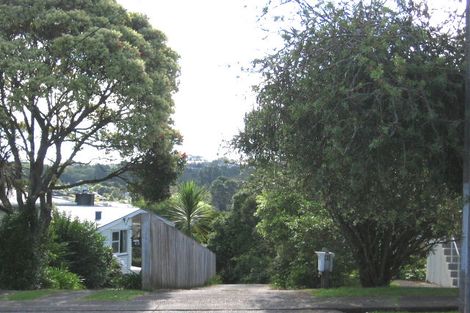 Photo of property in 3/41 Howard Road, Northcote, Auckland, 0627