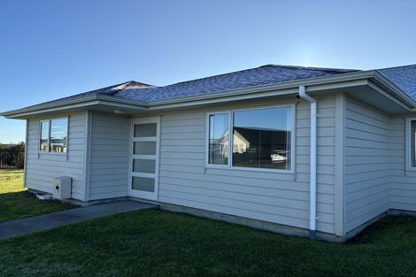 Photo of property in 2 Hyatt Close, Leamington, Cambridge, 3432