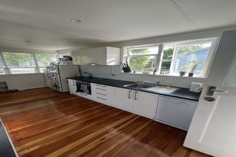 Photo of property in 6 Cassidy Street, Hamilton East, Hamilton, 3216