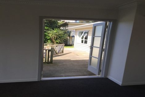 Photo of property in 52 Kiriwai Road, Paremata, Porirua, 5024