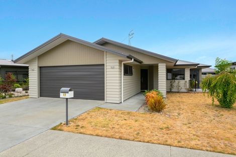 Photo of property in 17 Noumea Drive, Rangatira Park, Taupo, 3330