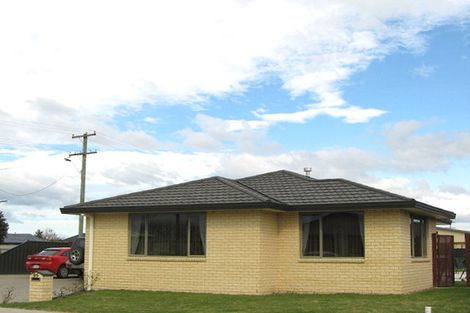 Photo of property in 95 Ferry Road, Clive, 4102