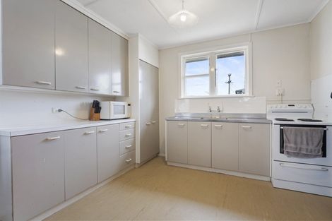 Photo of property in 12 Leeds Street, Milson, Palmerston North, 4414