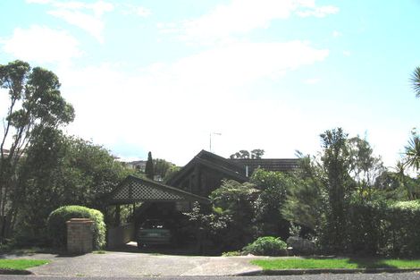 Photo of property in 13 Tiri View Place, Waiake, Auckland, 0630