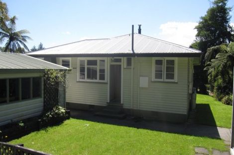 Photo of property in 19 Leith Crescent, Greymouth, 7805