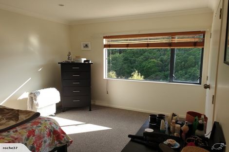 Photo of property in 108b Westchester Drive, Churton Park, Wellington, 6037