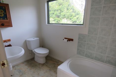 Photo of property in 28 Tanekaha Lane, Kerikeri, 0294