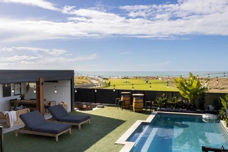 Photo of property in 1013 Papamoa Beach Road, Papamoa Beach, Papamoa, 3118