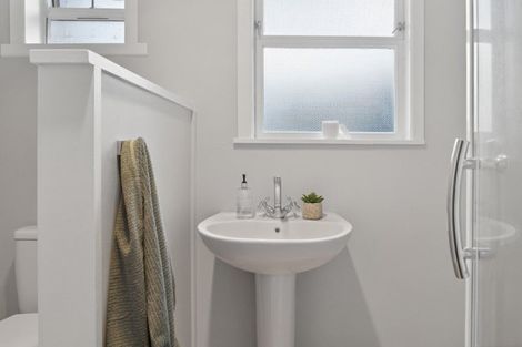 Photo of property in 25 Glenn Terrace, Otumoetai, Tauranga, 3110