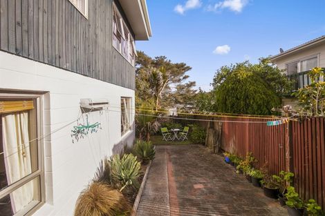 Photo of property in 2/45 Monarch Avenue, Hillcrest, Auckland, 0627