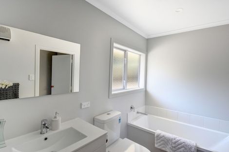 Photo of property in 14 Kilgour Street, Waihola, Milton, 9073