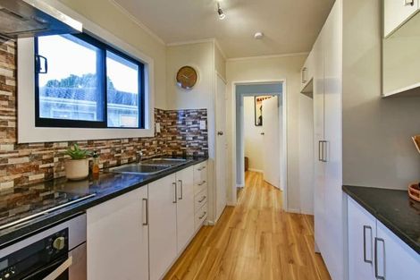 Photo of property in 83 Thompson Terrace, Manurewa, Auckland, 2102