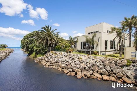 Photo of property in 4 Wilson Road, Waihi Beach, 3611