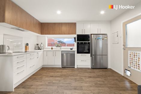 Photo of property in 81 Wesley Street, South Dunedin, Dunedin, 9012