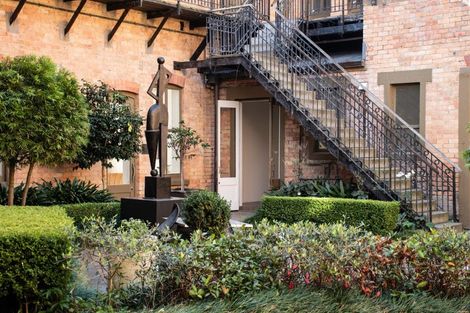 Photo of property in 3b/1 Beresford Square, Auckland Central, Auckland, 1010