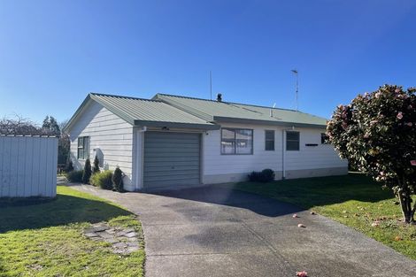 Photo of property in 12 Belray Place, Papamoa Beach, Papamoa, 3118