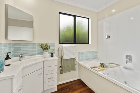 Photo of property in 22 Toru Road, Paraparaumu Beach, Paraparaumu, 5032