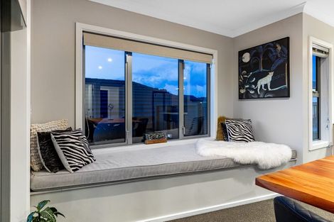 Photo of property in 10 Margaret Shields Avenue, Aotea, Porirua, 5024