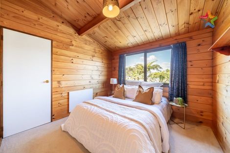 Photo of property in 19a Miromiro Road, Normandale, Lower Hutt, 5010