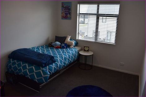 Photo of property in 5 Alliance Lane, Papakura, 2110