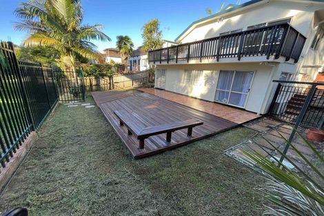 Photo of property in 2/288 Sunset Road, Windsor Park, Auckland, 0632
