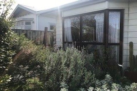 Photo of property in 12a Bay Street, Petone, Lower Hutt, 5012