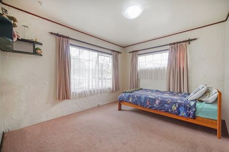 Photo of property in 2 Bramley Drive, Farm Cove, Auckland, 2012