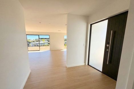 Photo of property in 22 Korora Crescent, Omokoroa, 3114