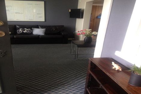 Photo of property in 14 Freyberg Street, Roslyn, Palmerston North, 4414