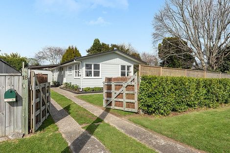 Photo of property in 18 Atuaroa Avenue, Te Puke, 3119