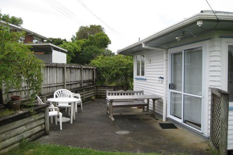 Photo of property in 32 Kay Drive, Blockhouse Bay, Auckland, 0600