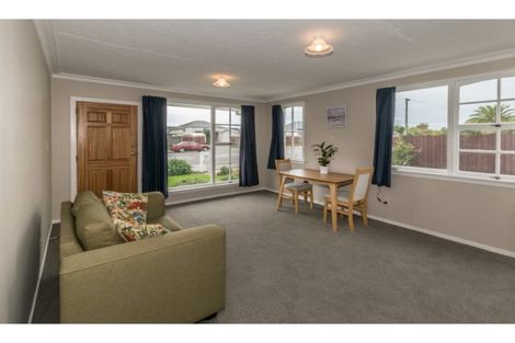 Photo of property in 4/2 Third Street, Belfast, Christchurch, 8051