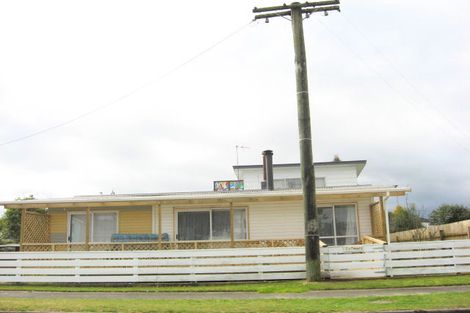 Photo of property in 110 Rangatira Drive, Mangakino, 3421