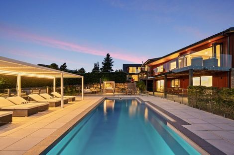 Photo of property in 314 Beacon Point Road, Wanaka, 9305