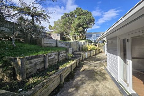 Photo of property in 5 Crofton Road, Ngaio, Wellington, 6035