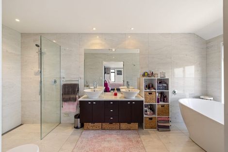 Photo of property in 4 Stonewall Place, Huntsbury, Christchurch, 8022