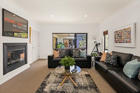 Photo of property in 133 Kent Terrace, Taradale, Napier, 4112