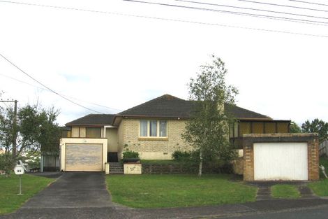 Photo of property in 66 Sylvan Avenue, Northcote, Auckland, 0627