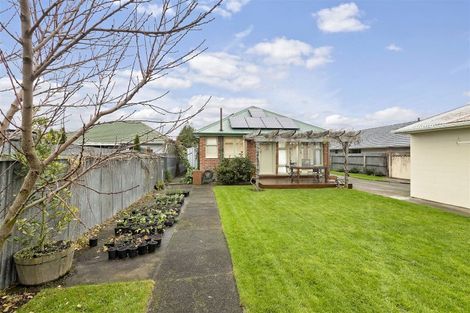 Photo of property in 297 Westminster Street, Mairehau, Christchurch, 8013