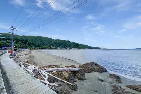 Photo of property in 609 Marine Drive, Days Bay, Lower Hutt, 5013